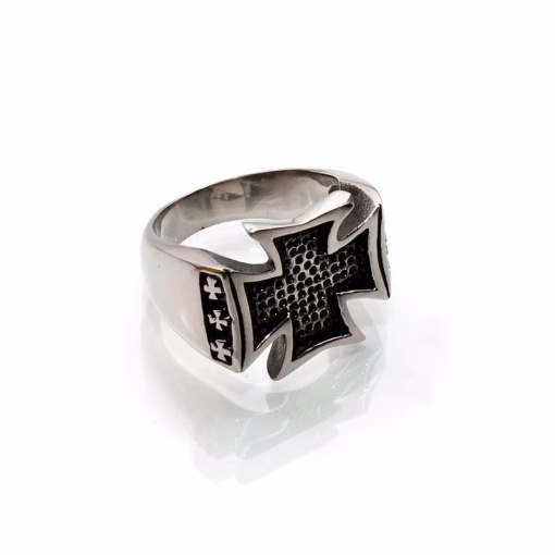 Biker ring