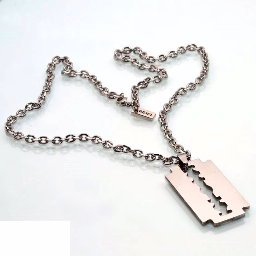 Razorblade Halsband