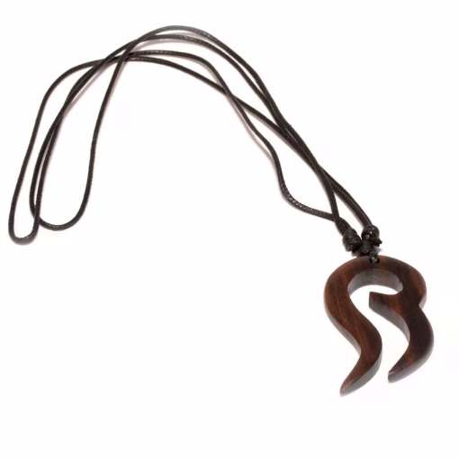 Trä Halsband
