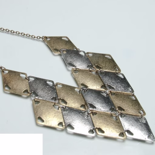 Geometriskt halsband för kvinnor
