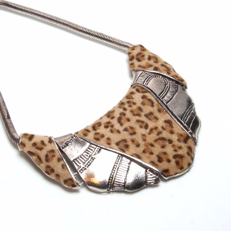 Queen of Sheba halsband för kvinnor